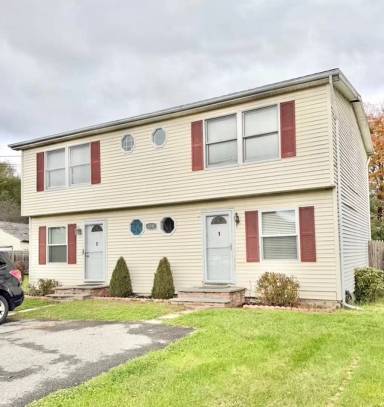 Main picture of 120 Hinsdale St