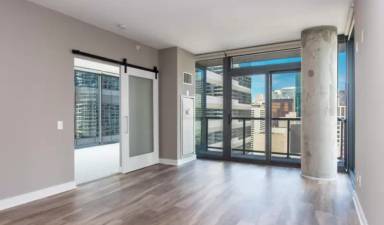Main picture of 501 E Illinois St