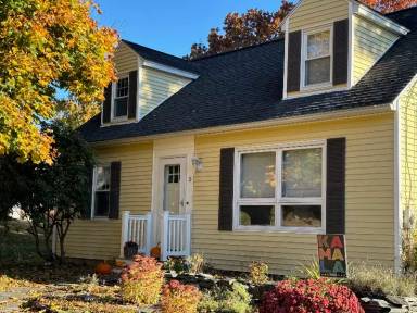 Main picture of 5 Glencrest Ave