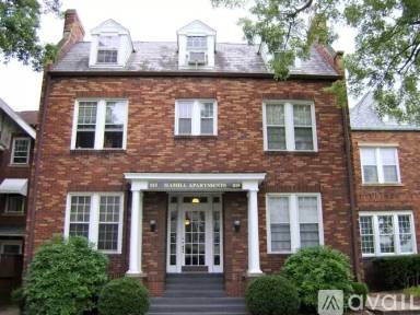 Main picture of 815 10th Ave