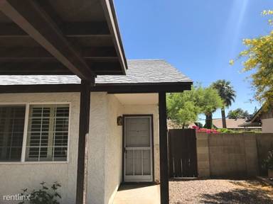 Main picture of 1413 E El Parque Dr