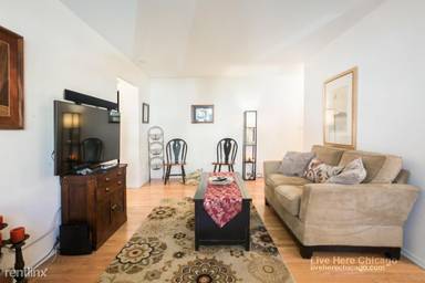 Main picture of 4000 S Oakenwald Ave