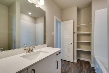 Main picture of Heritage Hills Estates