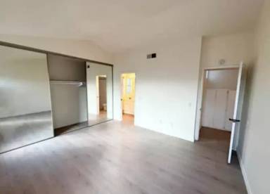 Main picture of 37727 Harvey St
