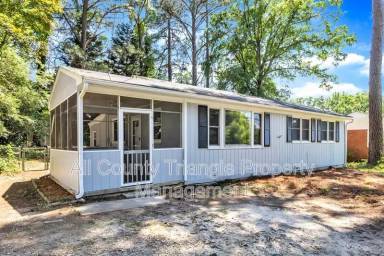 Main picture of 1617 Seminole Trl