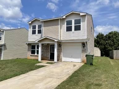 Main picture of 3120 Lakeland Dr