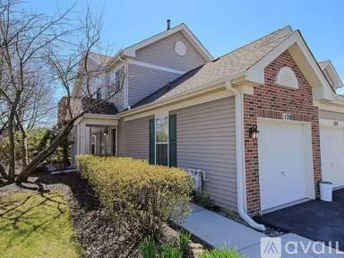 Main picture of 120 N Cathy Ln