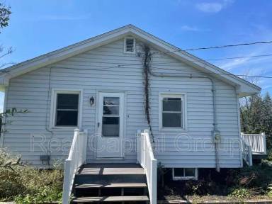 Main picture of 14 Norman Ln