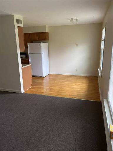 Main picture of 106 Daffodil Dr