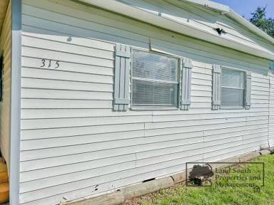 Main picture of 315 W Alamo Dr