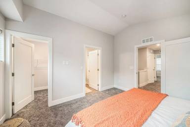 Main picture of Meadowood Townhomes