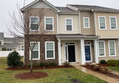 Main picture of 420 Spring Gardens Dr