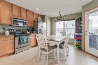 Main picture of 5114 French Dr N