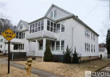 Main picture of 22 Assumption St