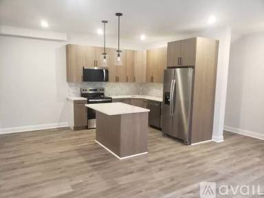 Main picture of 953 Belmont Ave