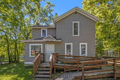 Main picture of 503 Phelps Ave