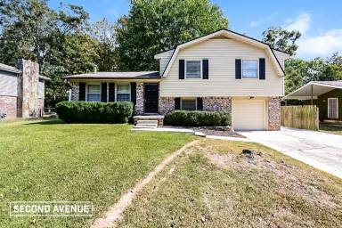 Main picture of 5772 Northfield Dr