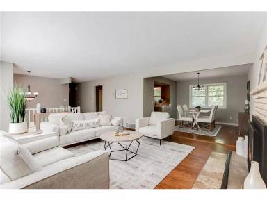 Main picture of 6416 Sherwood Ave