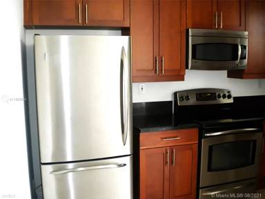 Main picture of 1308 SW 3rd Ct
