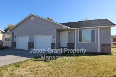 Main picture of 4472 Dixie St