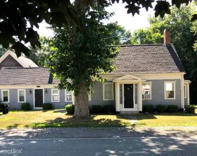 Main picture of 1126 Main St