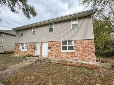 Main picture of 224 E Hargis St