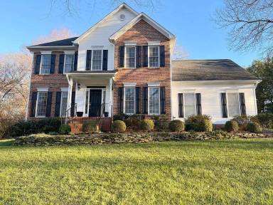 Main picture of 213 Holly Crest Cir