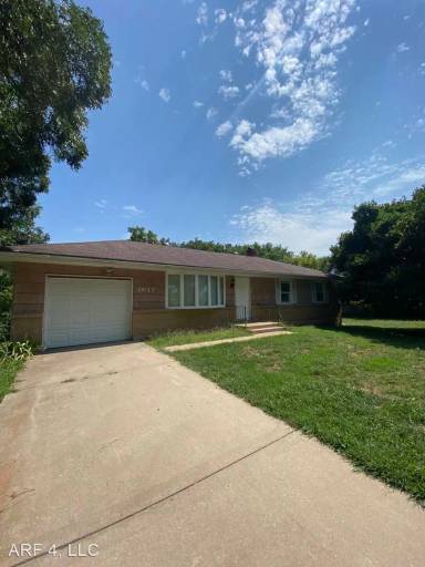 Main picture of 3617 Ditzler Ave
