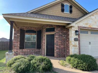 Main picture of 3137 Silver Saddle Dr