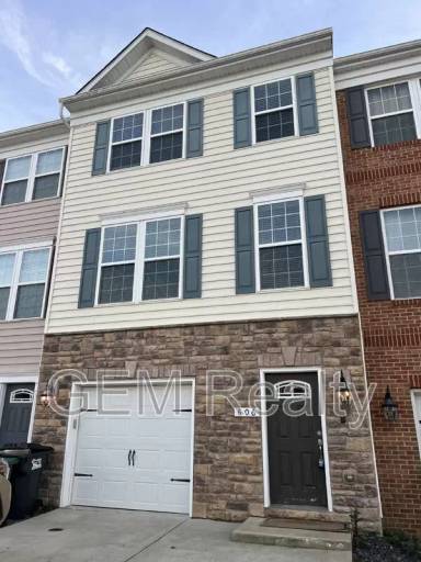 Main picture of 606 Birds Nest Way