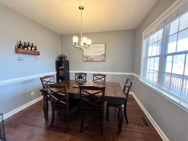 Main picture of 204 Dale Dr