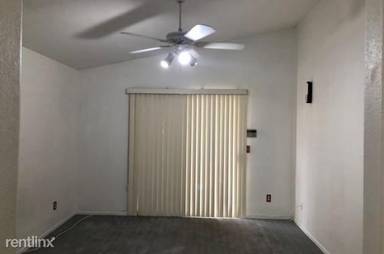 Main picture of 8622 W Davis Rd