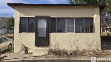 Main picture of 704 Nevada Ave