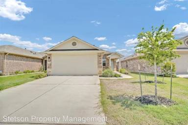 Main picture of 1425 Fairhaven Gtwy