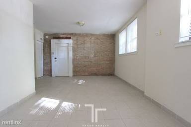 Main picture of 1200 W Wellington Ave & 3000-08 N Racine Ave