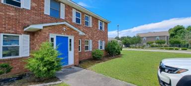 Main picture of 3813 Symi Cir