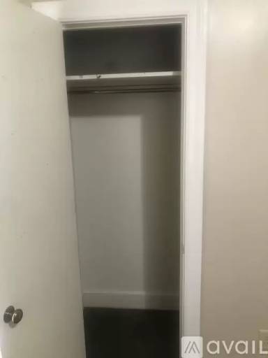 Main picture of 703 Jackson Ln