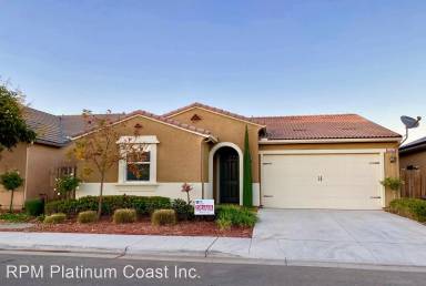 Main picture of 3839 Mecca Ave