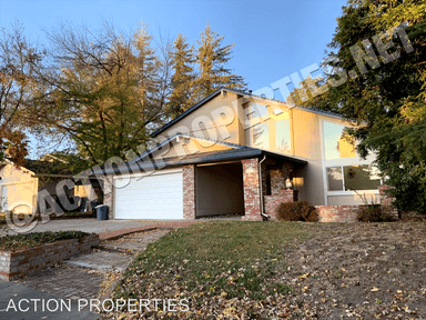 Main picture of 8449 Mansfield Dr