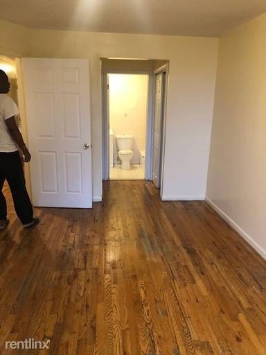 Main picture of 2258 Pacific St
