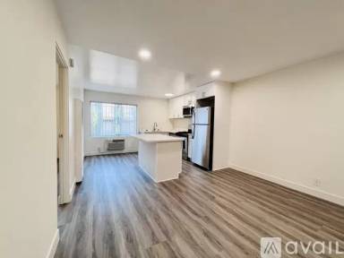 Main picture of 6861 Sepulveda Blvd
