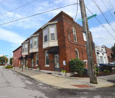 Main picture of 701 Stevens St