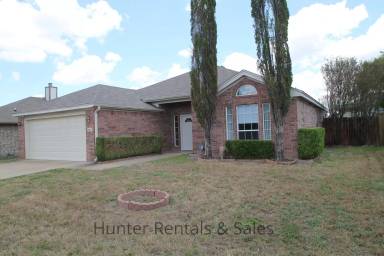 Main picture of 3910 Littlerock Dr