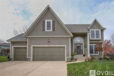 Main picture of 13244 King St