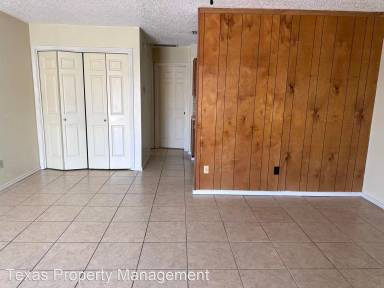 Main picture of 1412 Courtney Pl