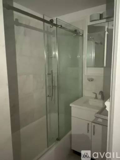 Main picture of 137 E 38th St Apartments