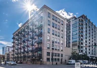 Main picture of 1801 S Michigan Ave