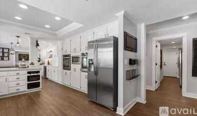 Main picture of 2729 Parton Cir