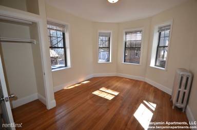 Main picture of 1412 Commonwealth Ave