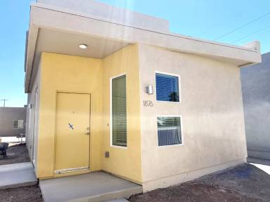 Main picture of 1876 S Math Quiz Dr